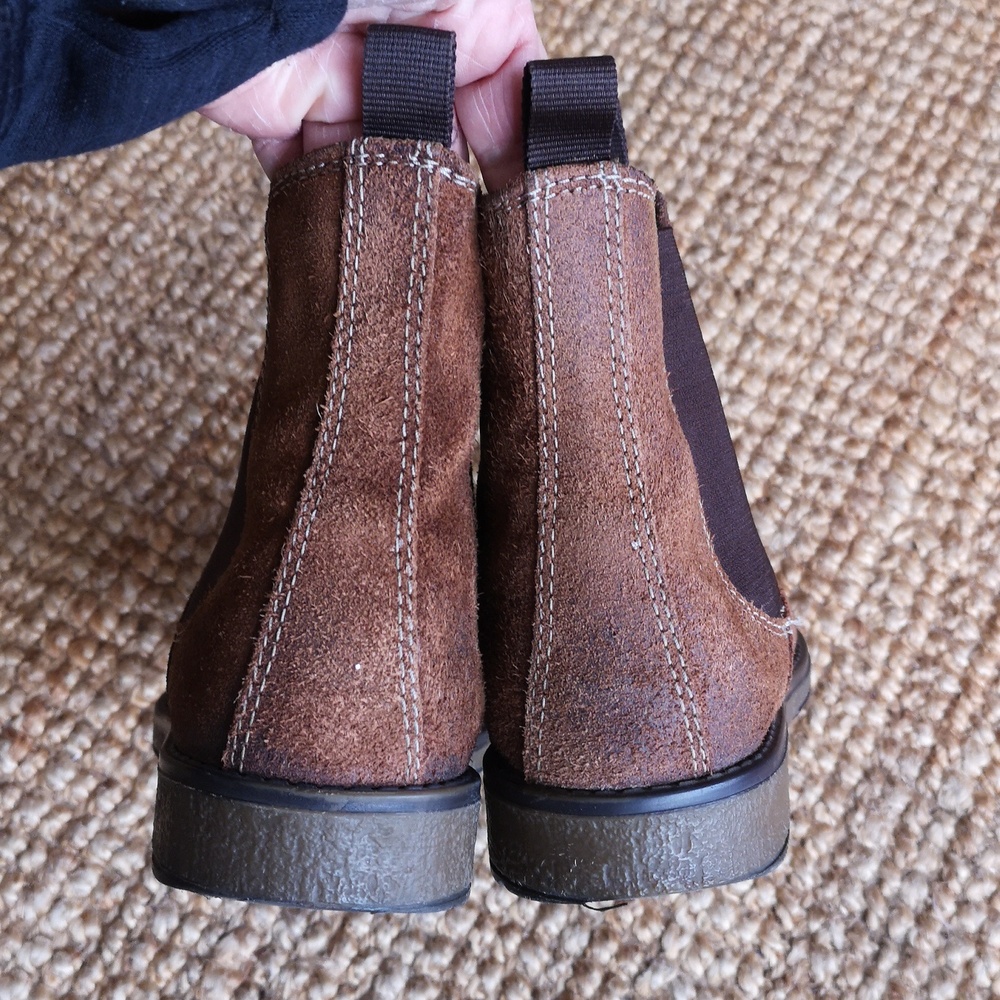 Clarks pull-on leather ankle boots - Picture 7 of 12